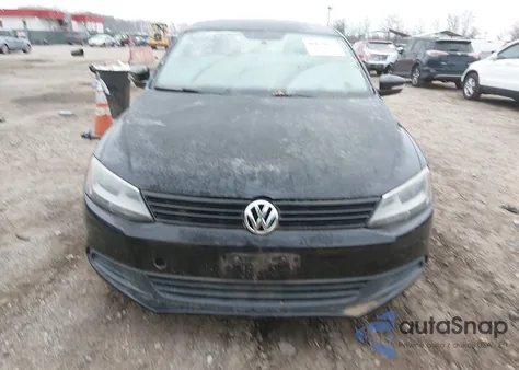 2014 Volkswagen Jetta 1.8T Se z USA, uszkodzony, nr VIN 3VWD17AJXEM421000